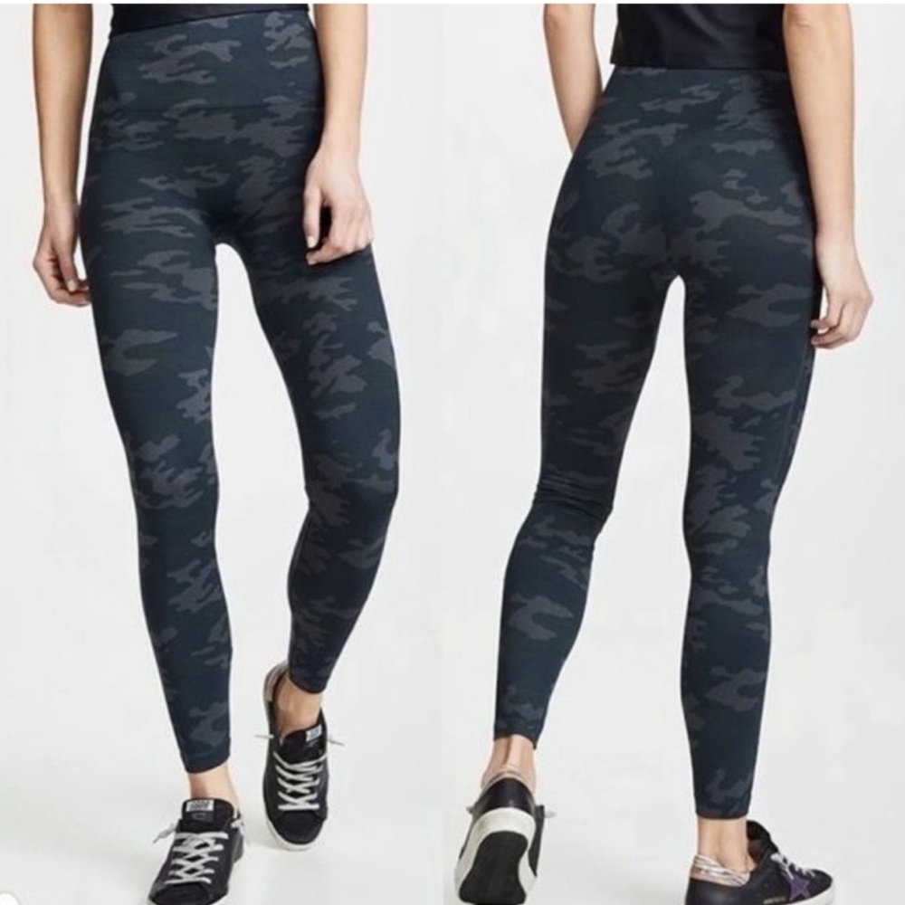 SPANX Look at me Now Camo Seamless Leggings size XL Tummy Control Slimming